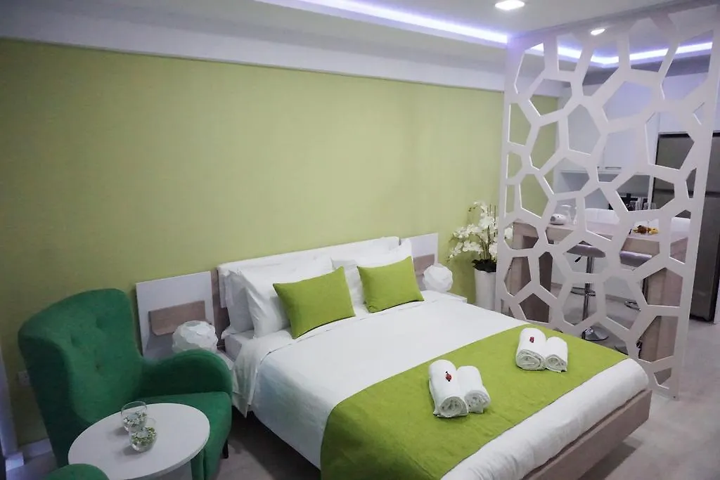 Lazuli Sea View-Beachfront Ap 405 Larnaca Appartamento